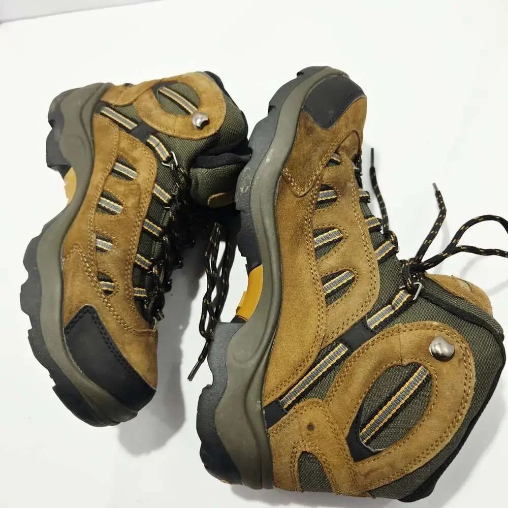 Hi-Tec Bandera Mid WP Hiking Boots Size 9.5 Brown